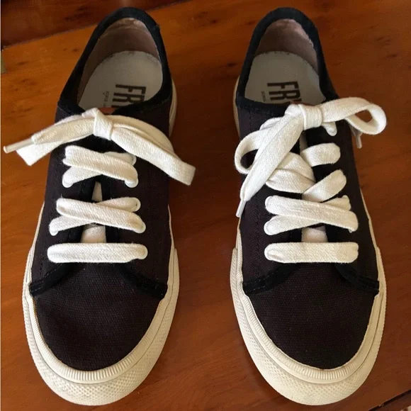 Frye Black and White Women's Sneakers - Picture 2 of 3